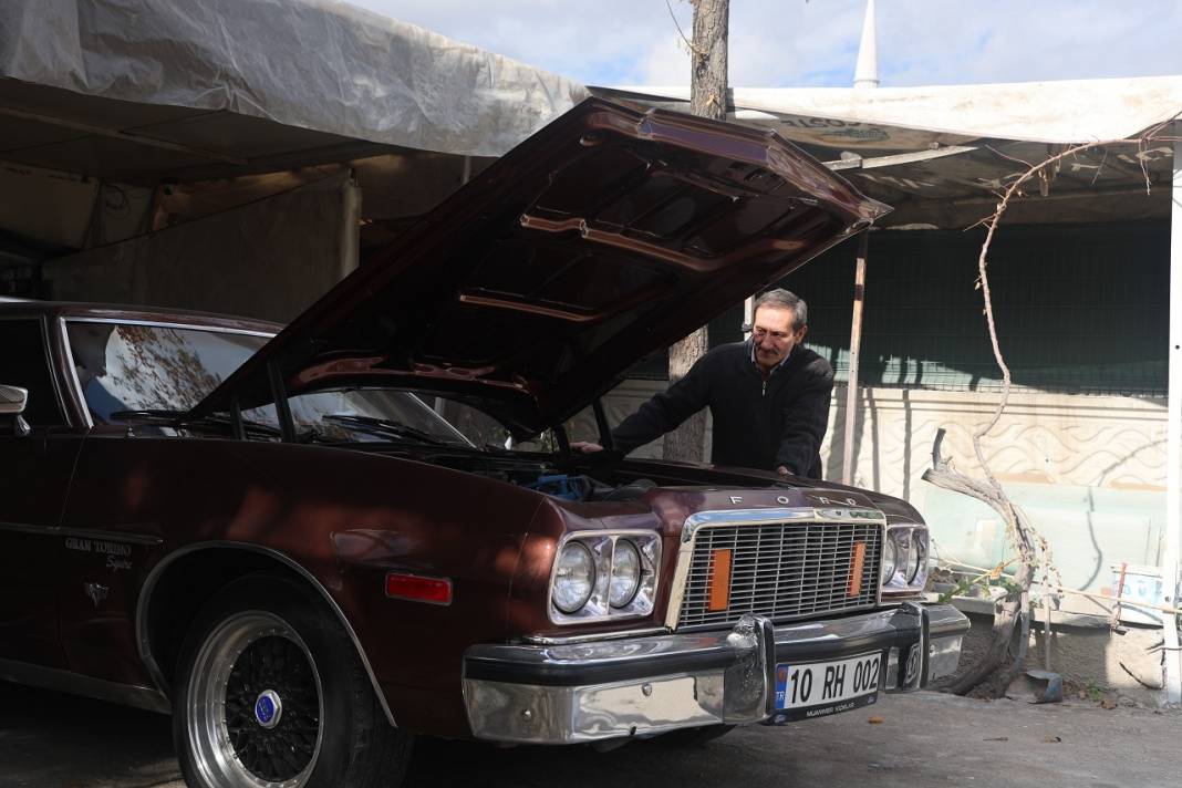 Bildiğiniz tüm ustaları unutun Konyalı bu usta tek: Serasında bitki değil klasik otomobil yetiştiriyor! 7